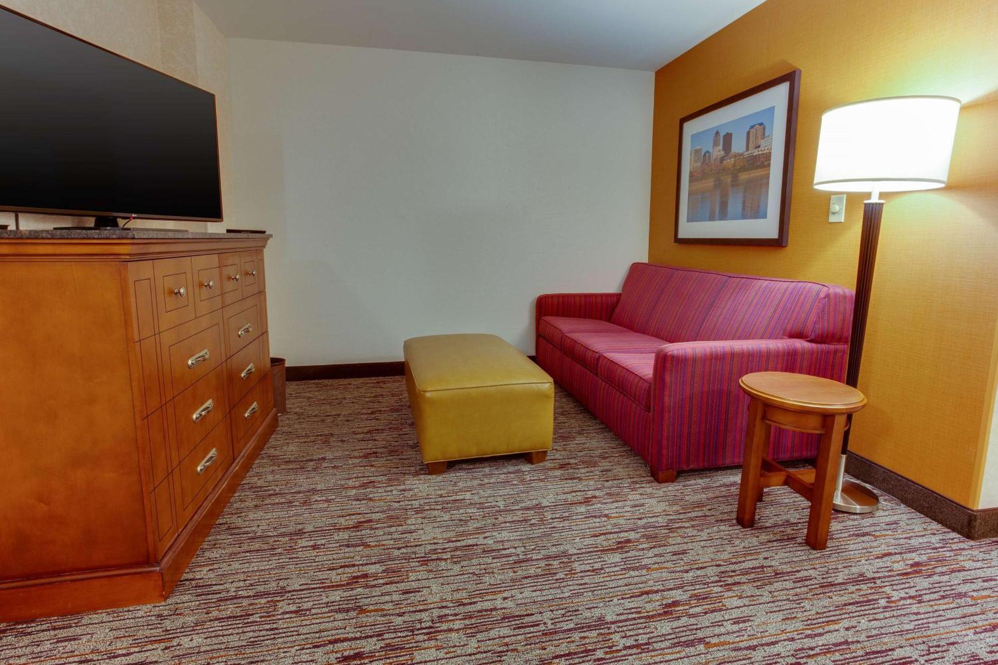Drury & 3* West Des Moines